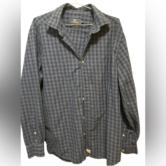 Vineyard Vines Other - VINEYARD VINES men’s size XL Classic Fit Cooper Shirt. Blue plaid‎
